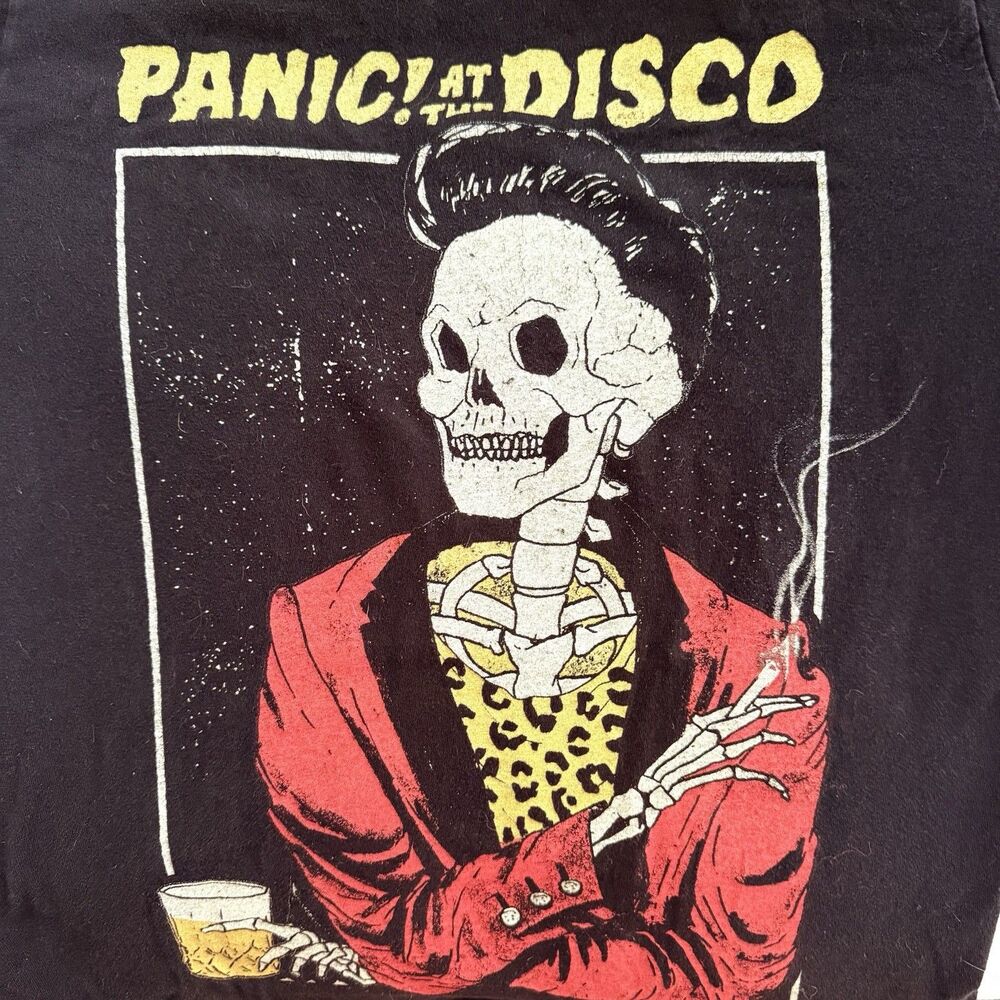 Panic!  At The Disco Death Of A Bachelor 2017 Tour T Shirt Unisex Small S